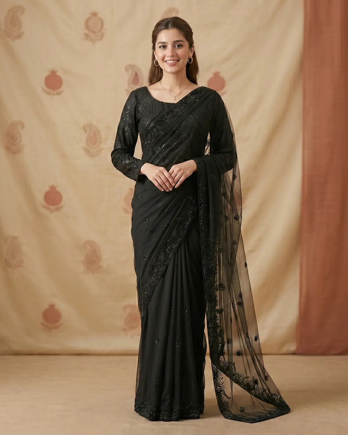 Royal Black Saree - Image 2